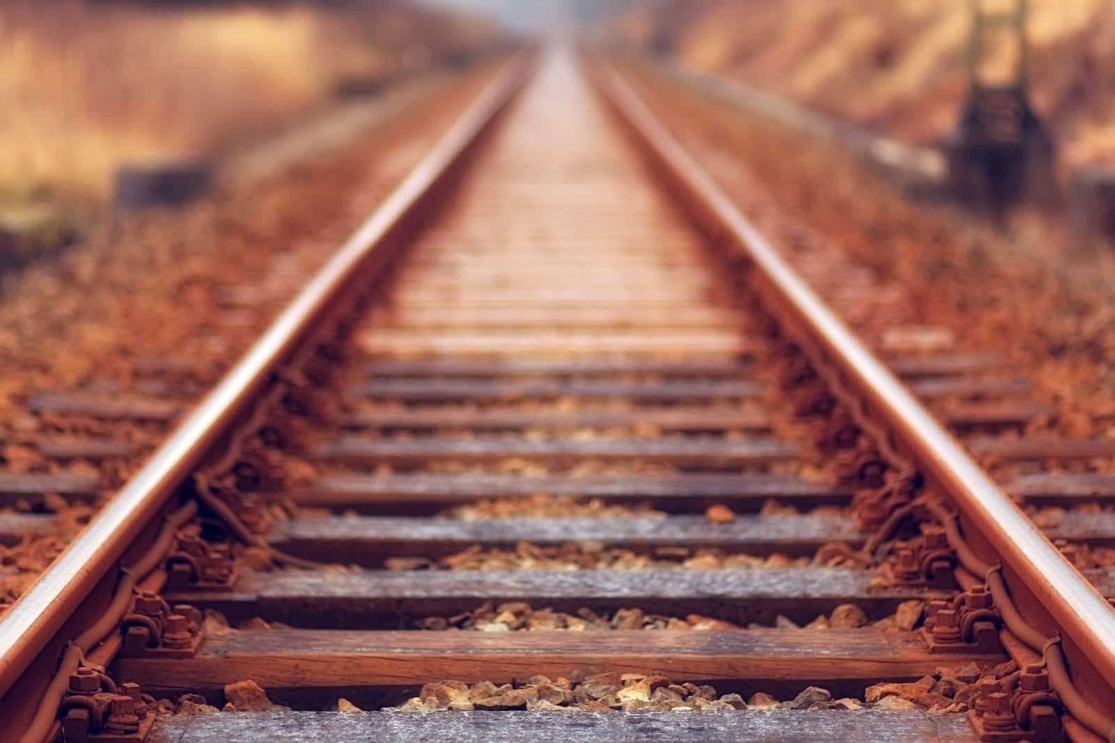 How to generate a new rails app with a specific Rails version